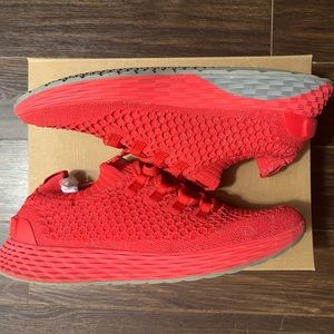 NOBULL reflective red knit runner